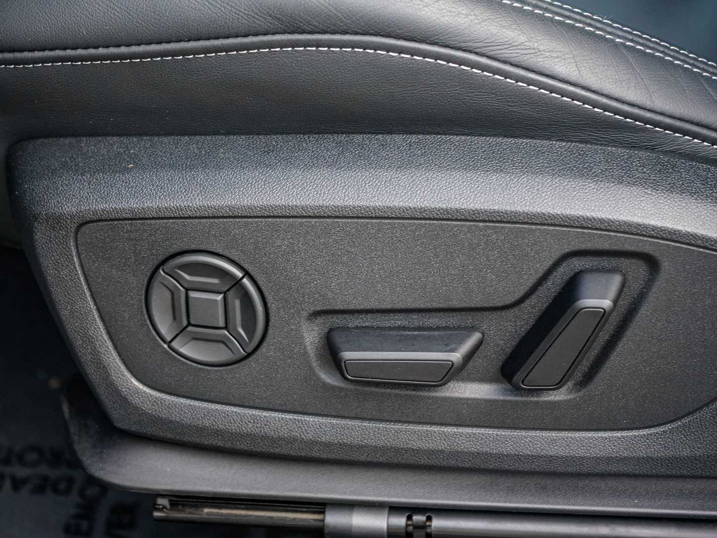 Thumbnail: 2025 Audi Q3 - 20