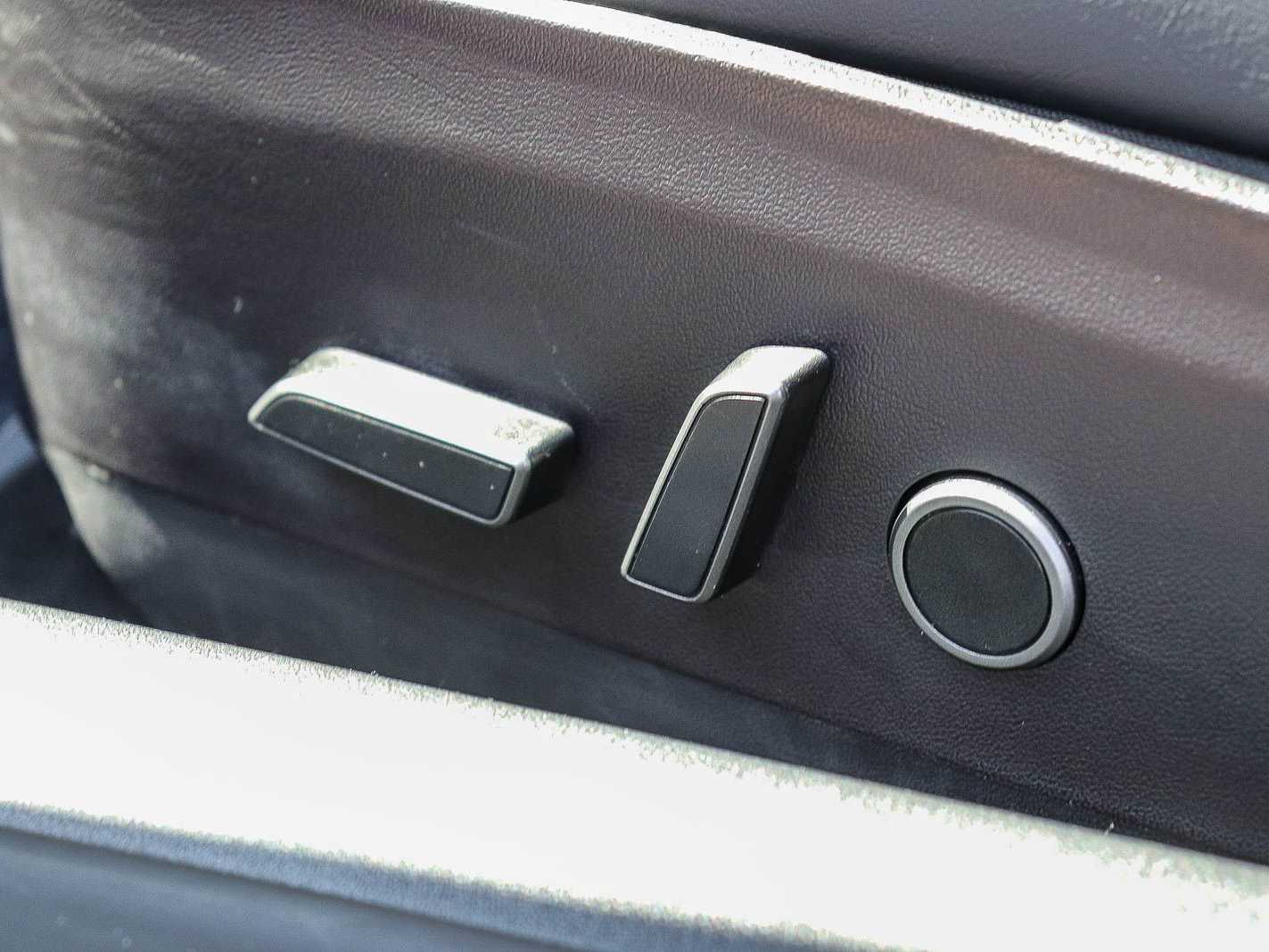 Thumbnail: 2023 Tesla Model 3 - 20