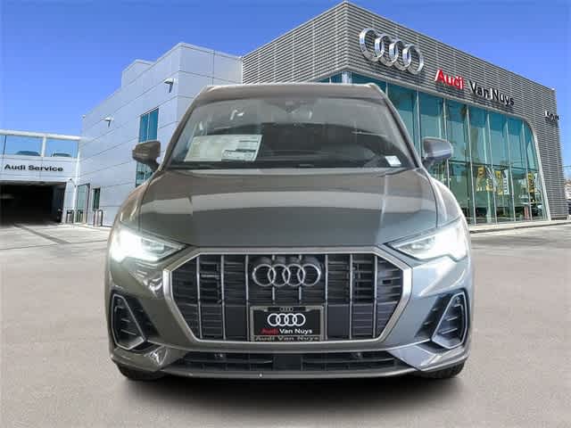 Thumbnail: 2025 Audi Q3 - 6