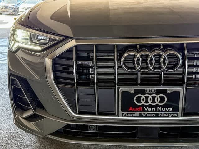 Thumbnail: 2025 Audi Q3 - 11