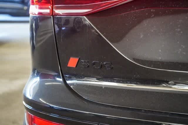 Thumbnail: 2025 Audi SQ6 e-tron - 13