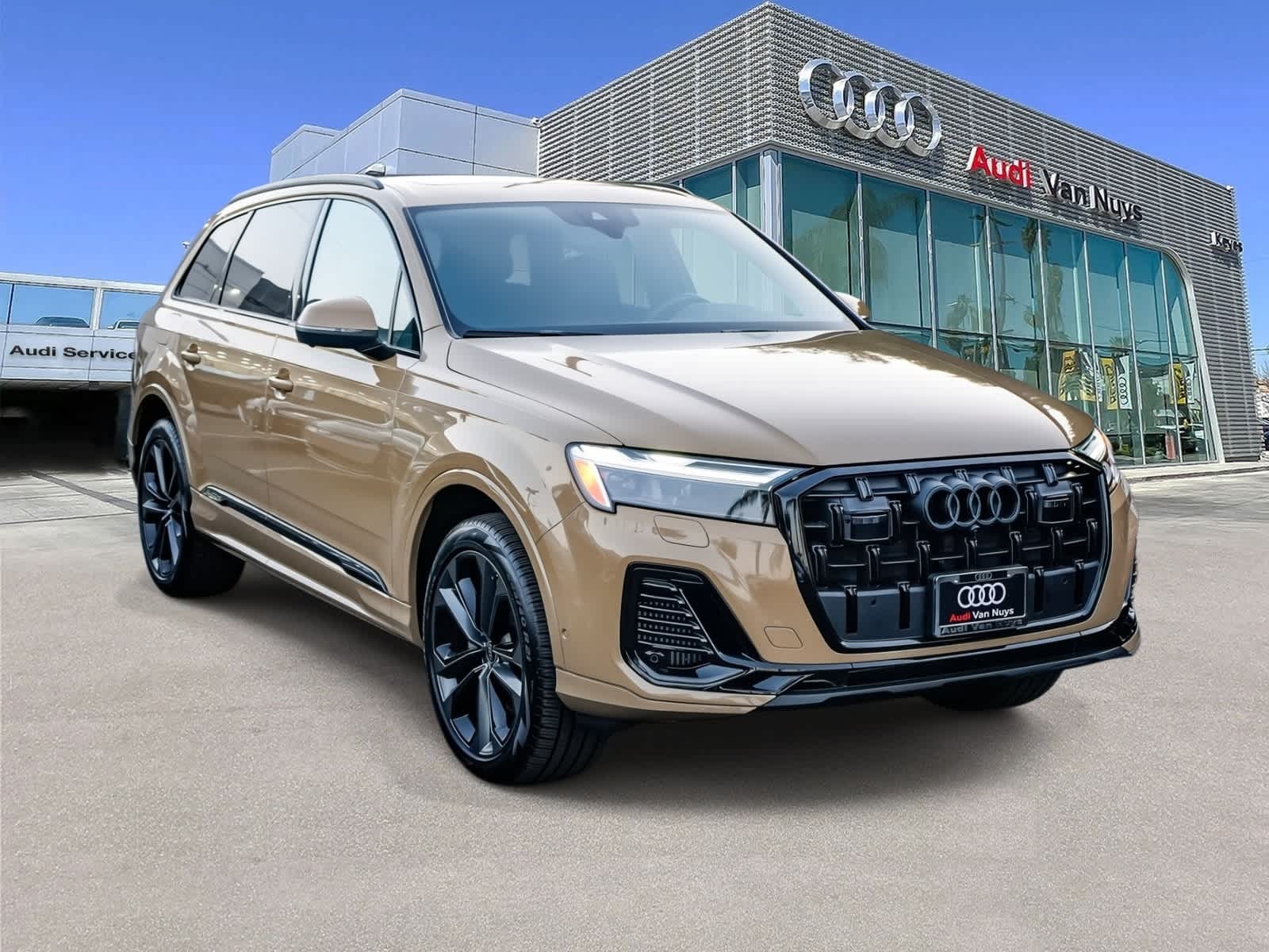 Thumbnail: 2025 Audi Q7 - 5