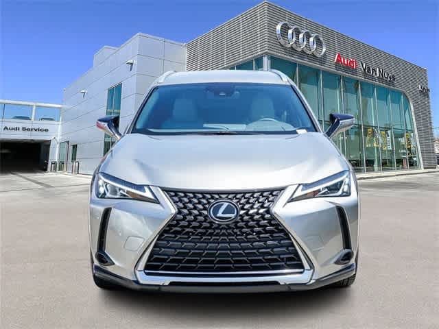 Thumbnail: 2020 Lexus UX - 6