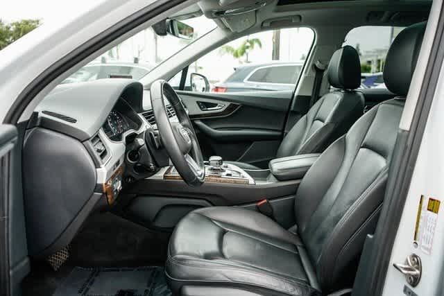 Thumbnail: 2019 Audi Q7 - 17