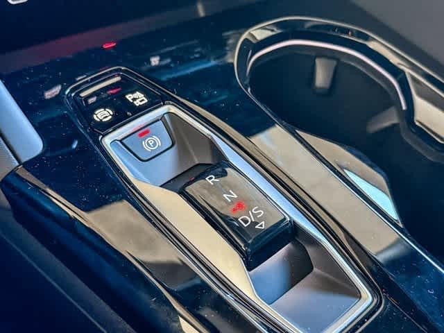 Thumbnail: 2025 Audi Q5 - 24