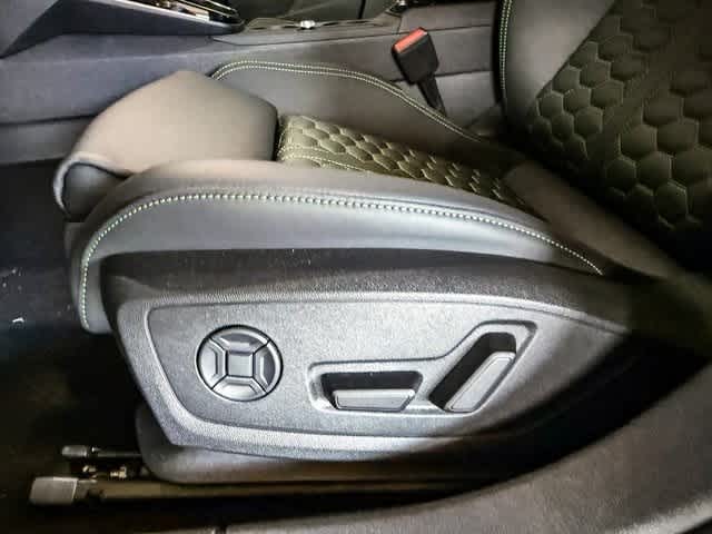 Thumbnail: 2025 Audi RS 3 - 21