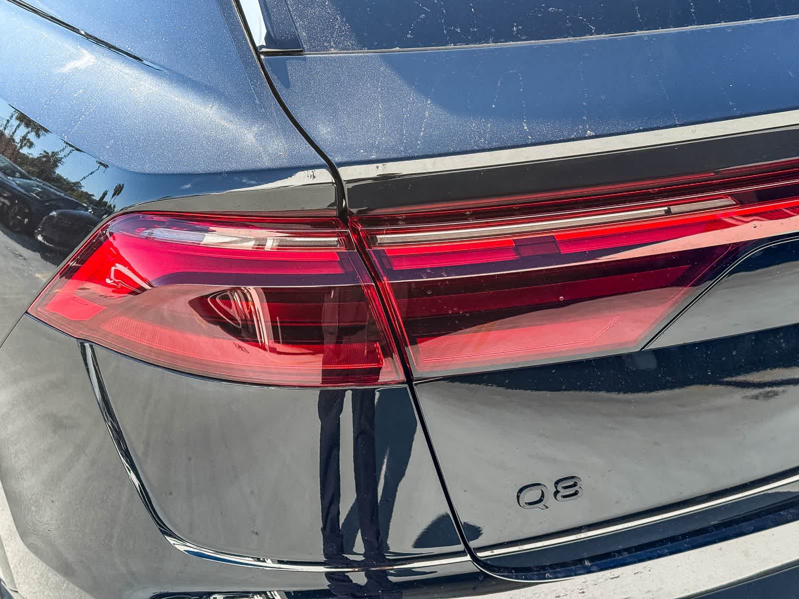 Thumbnail: 2026 Audi Q8 - 7