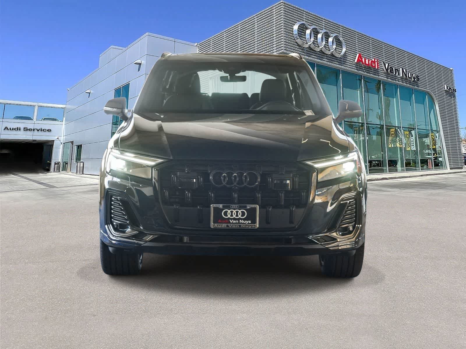 Thumbnail: 2026 Audi Q7 - 2