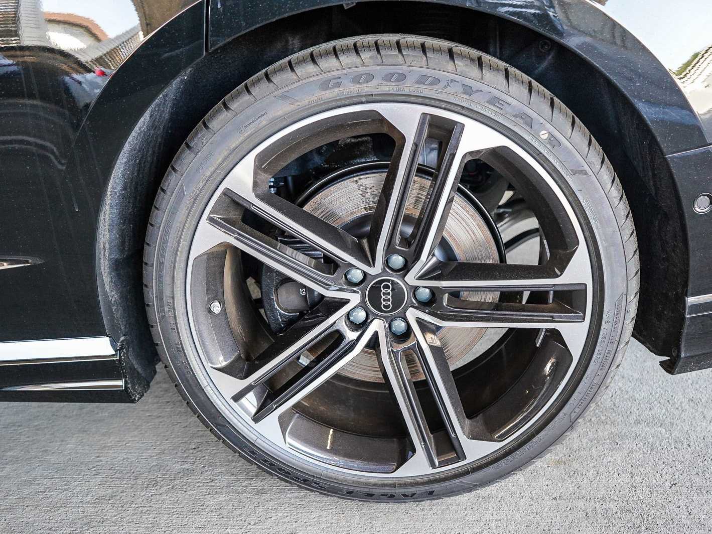 Thumbnail: 2026 Audi A8 - 8