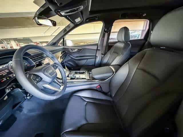Thumbnail: 2025 Audi Q7 - 19