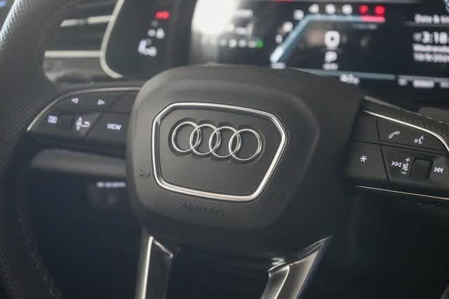 Thumbnail: 2025 Audi SQ7 - 23