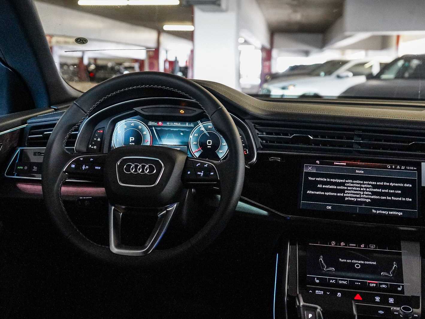 Thumbnail: 2026 Audi Q8 - 13