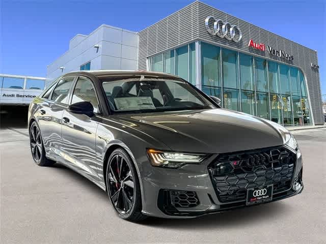 Thumbnail: 2025 Audi S6 - 3
