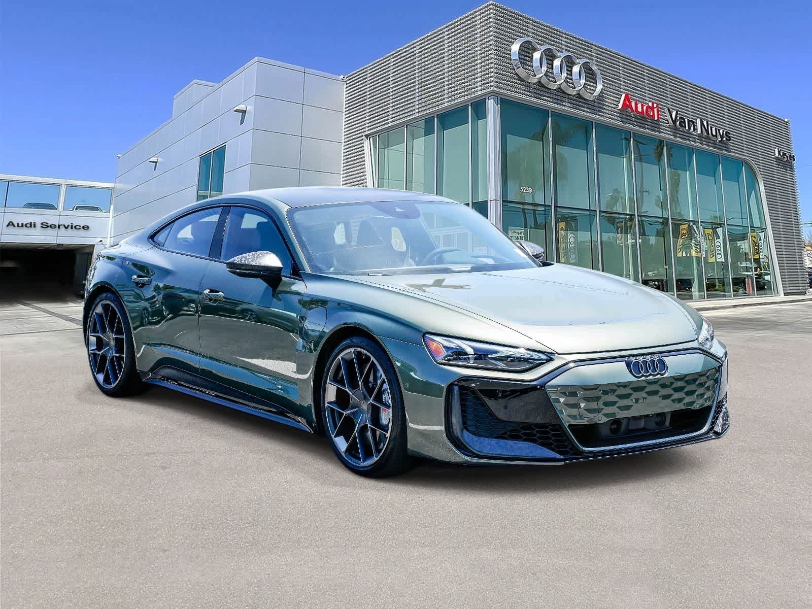Thumbnail: 2025 Audi RS e-tron GT - 5