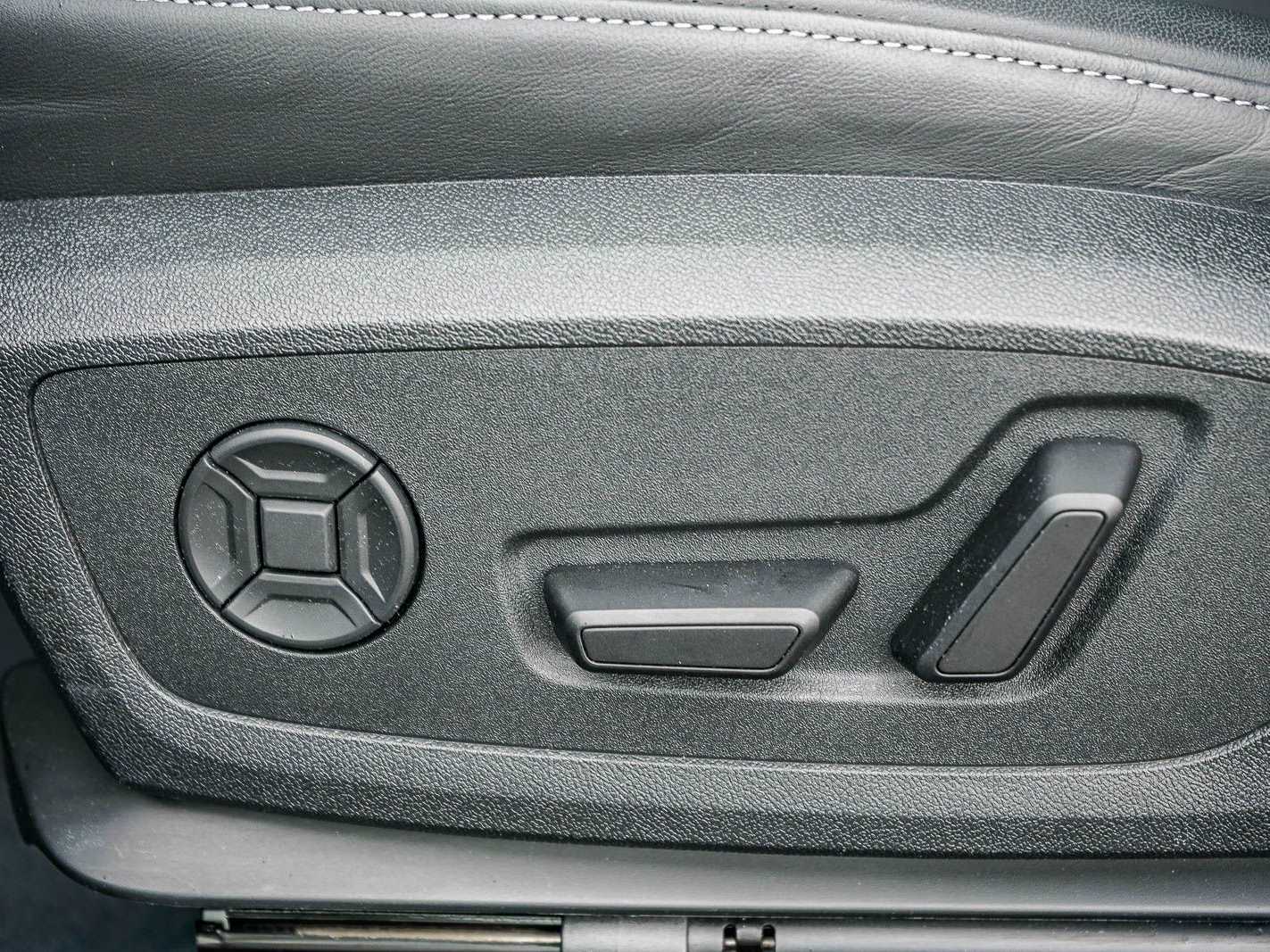 Thumbnail: 2025 Audi e-tron - 20