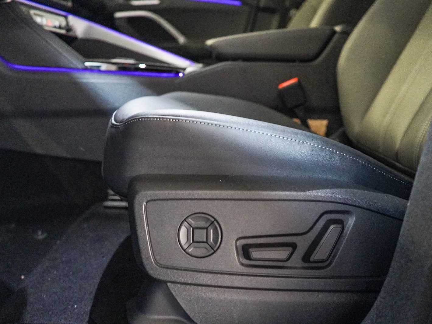 Thumbnail: 2026 Audi Q5 - 19