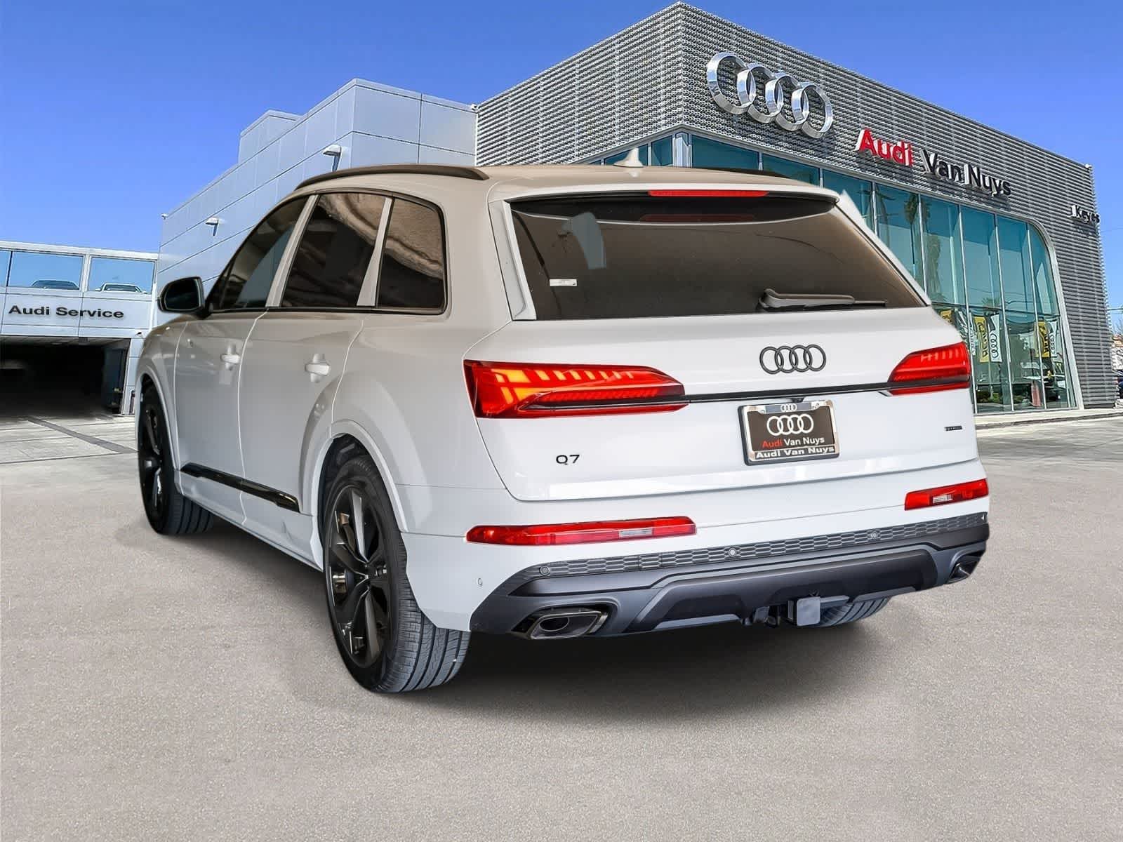 Thumbnail: 2026 Audi Q7 - 6