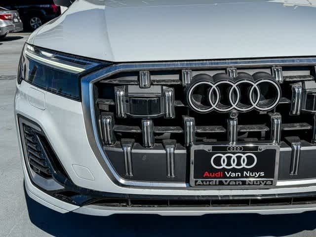 Thumbnail: 2025 Audi Q7 - 11
