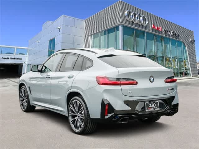 Thumbnail: 2023 BMW X4 - 2