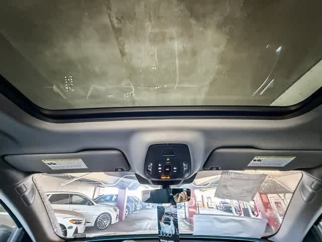 Thumbnail: 2025 Audi Q5 - 16