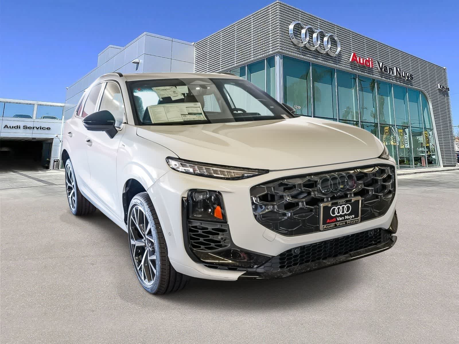 Thumbnail: 2026 Audi Q3 - 3