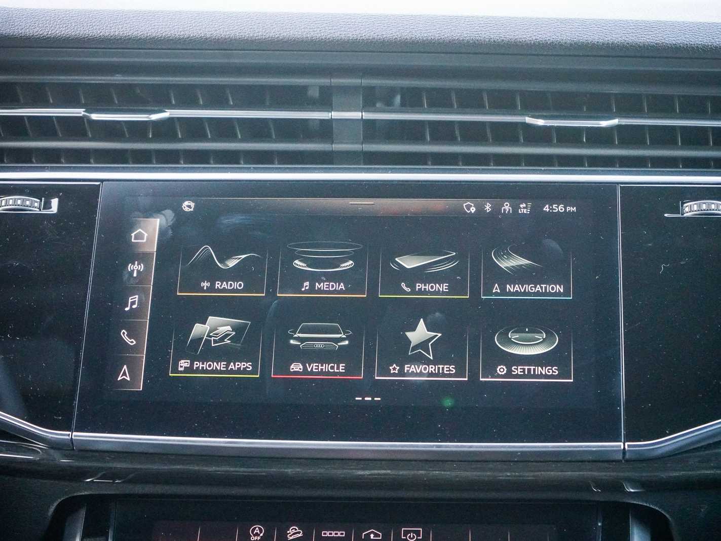 Thumbnail: 2021 Audi Q7 - 14