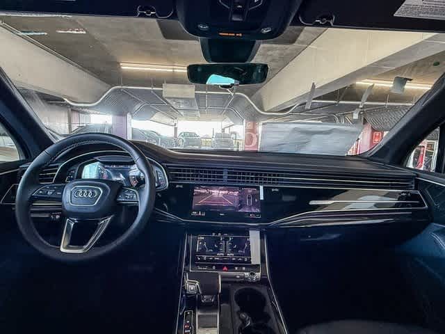 Thumbnail: 2025 Audi Q7 - 12