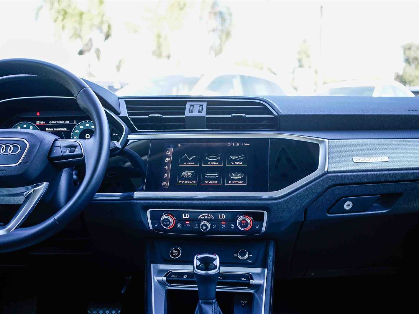 Thumbnail: 2022 Audi Q3 - 13