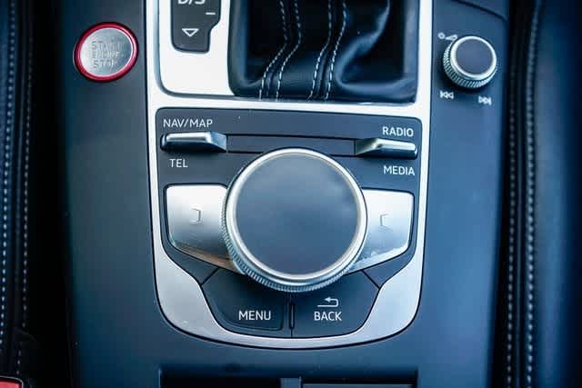 Thumbnail: 2017 Audi S3 - 23