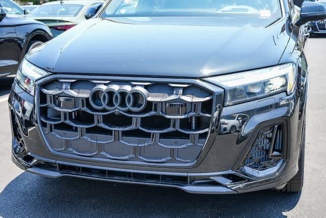 Thumbnail: 2025 Audi SQ7 - 8