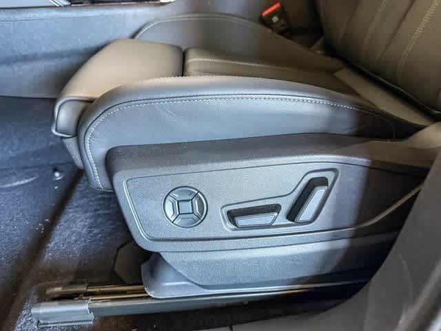 Thumbnail: 2025 Audi Q5 - 21