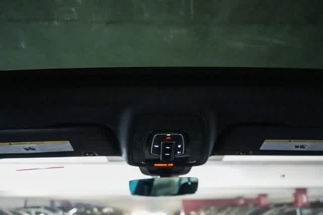 Thumbnail: 2025 Audi Q8 - 22