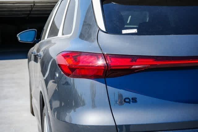 Thumbnail: 2025 Audi Q5 - 10