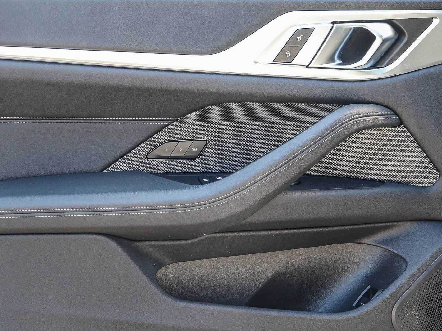 Thumbnail: 2023 BMW i4 - 19