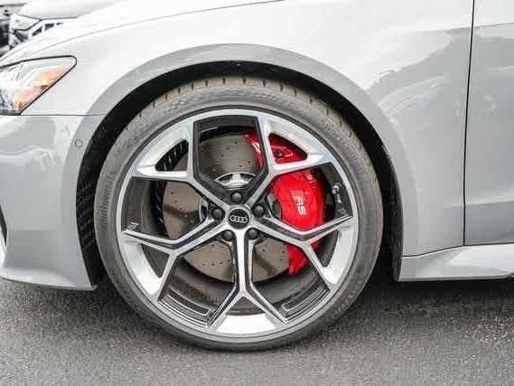 Thumbnail: 2025 Audi RS 7 - 15