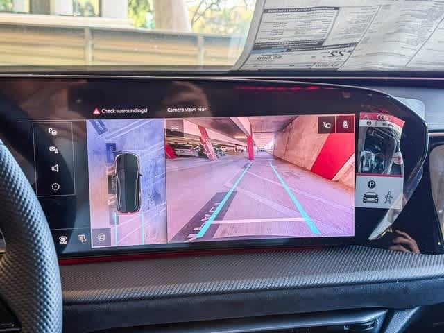 Thumbnail: 2025 Audi SQ5 - 25