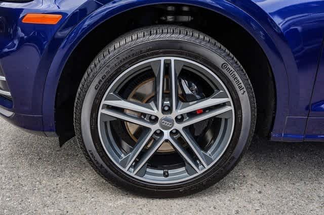Thumbnail: 2020 Audi SQ5 - 10