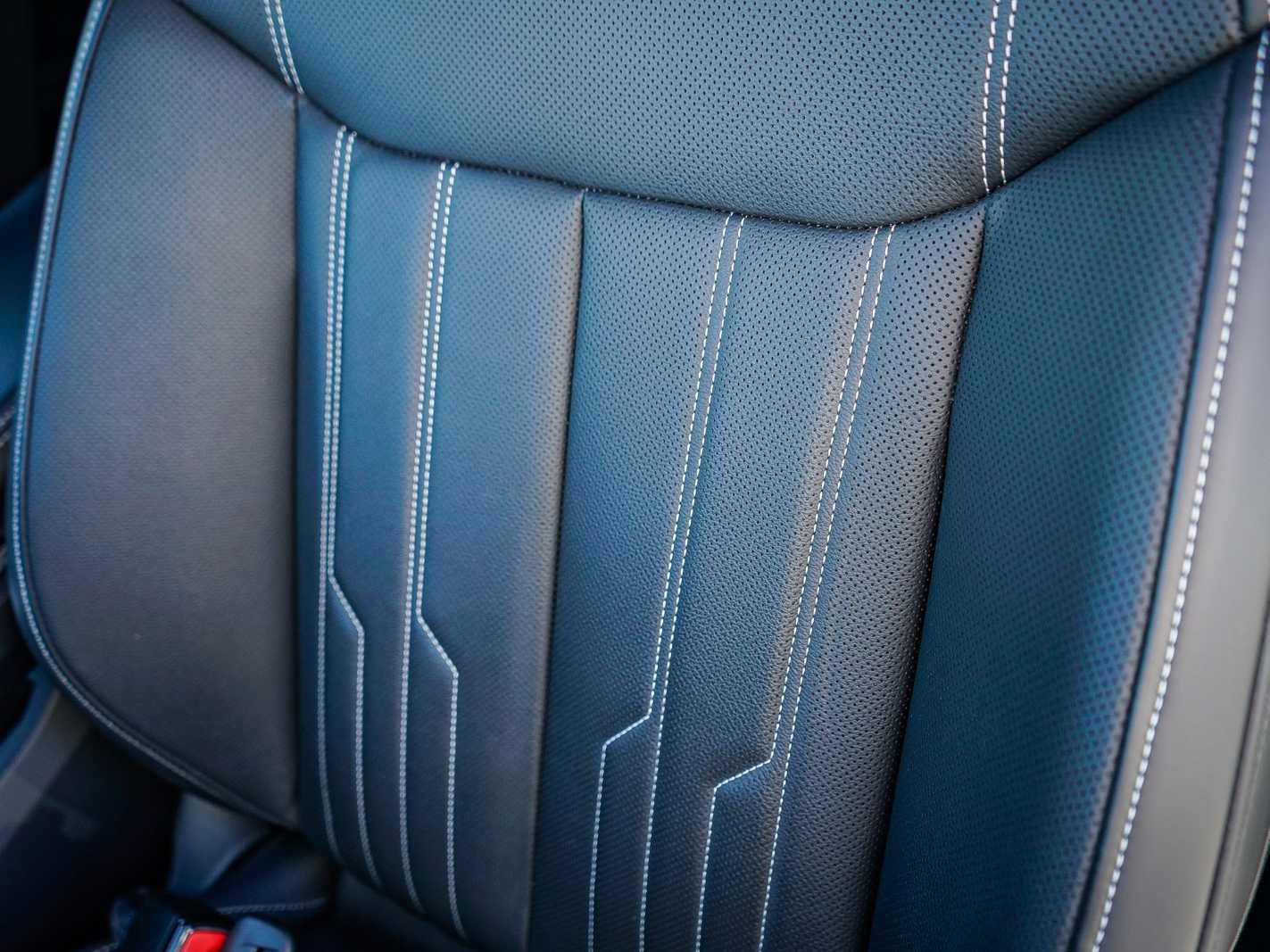 Thumbnail: 2023 Audi e-tron S - 25