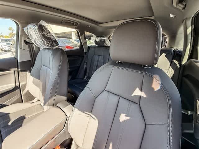 Thumbnail: 2025 Audi Q5 - 26