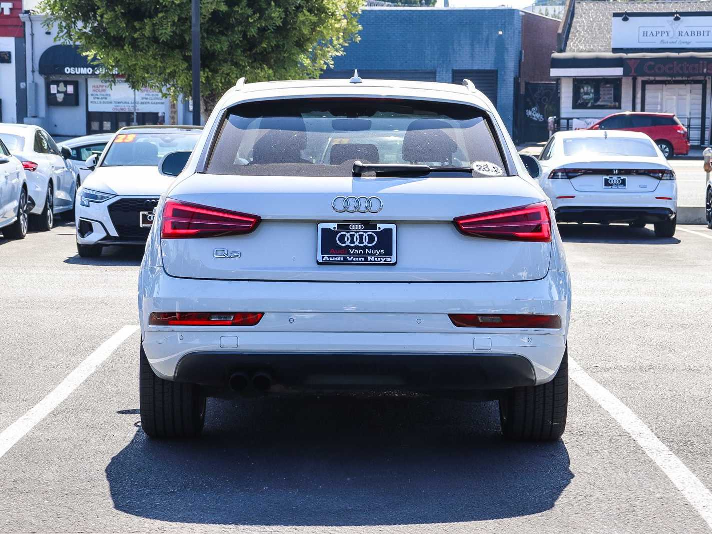 Thumbnail: 2018 Audi Q3 - 3