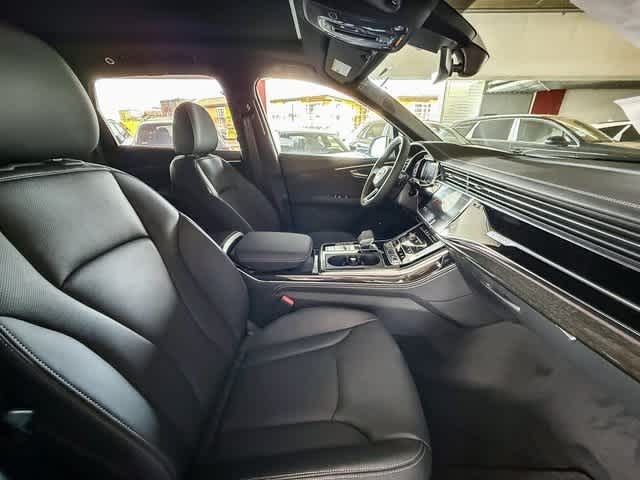Thumbnail: 2025 Audi Q7 - 17