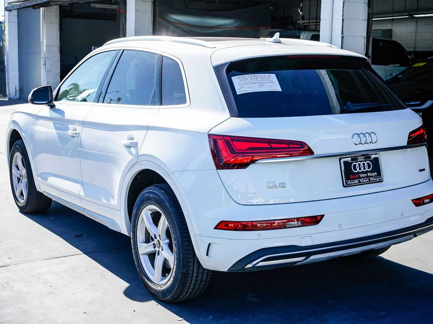 Thumbnail: 2023 Audi Q5 - 2