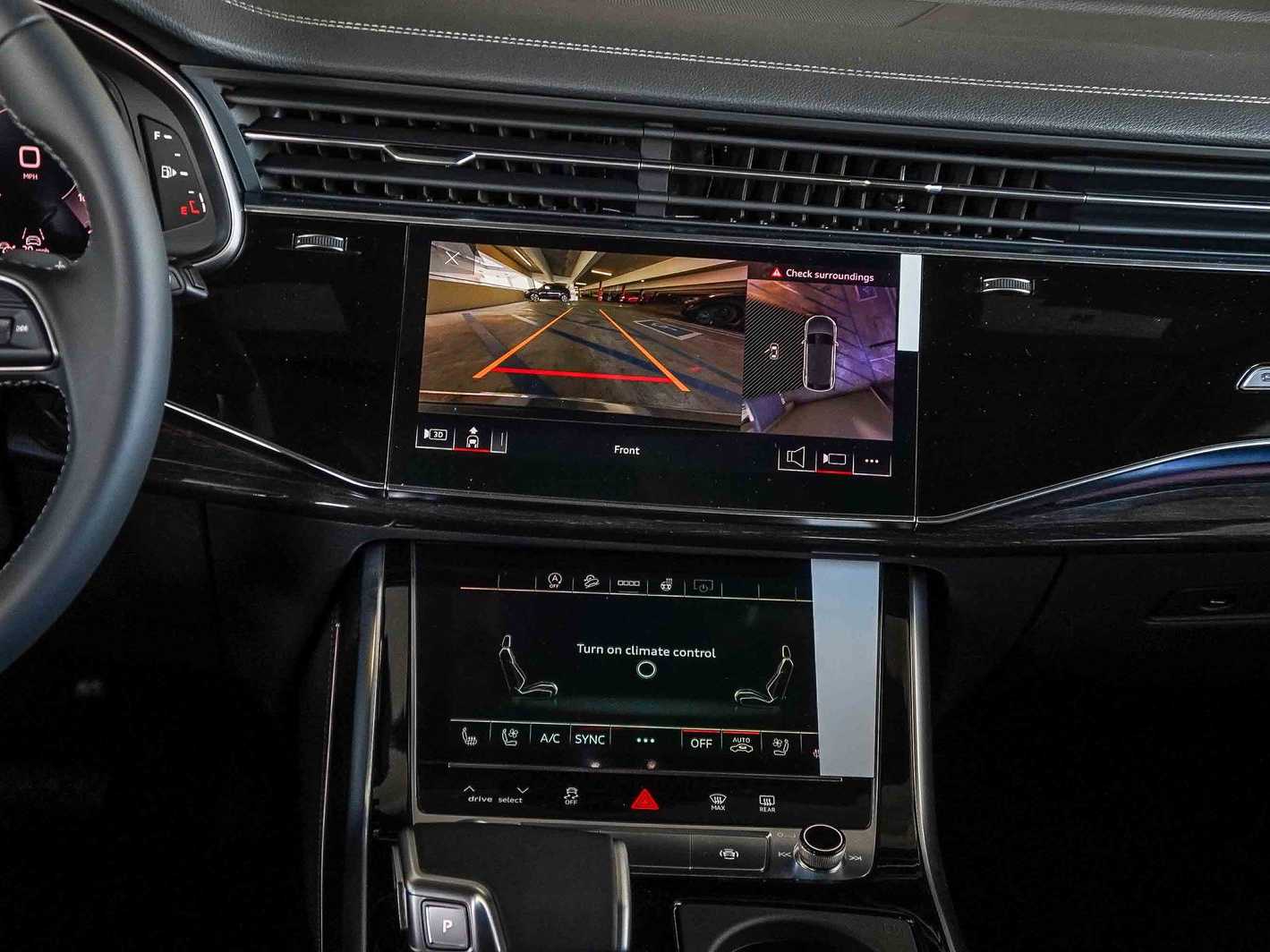 Thumbnail: 2026 Audi Q8 - 12