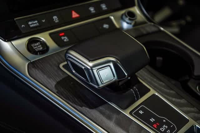 Thumbnail: 2025 Audi A6 - 22