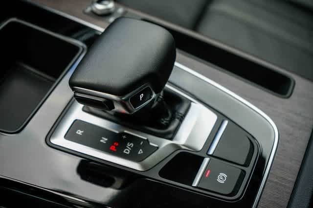 Thumbnail: 2023 Audi Q5 - 20