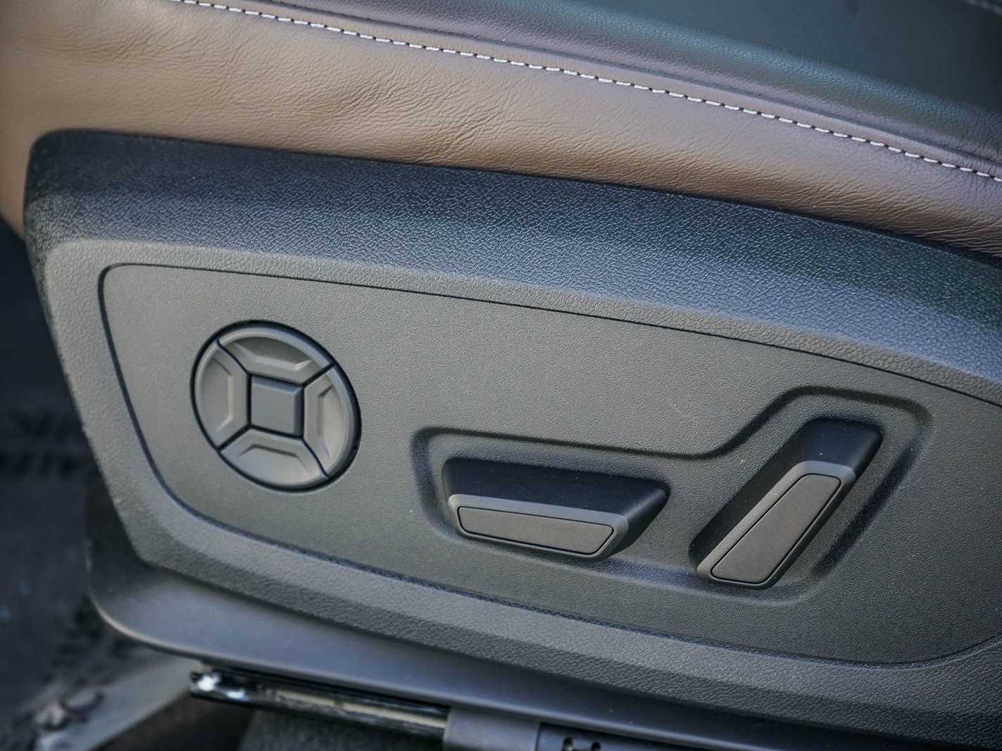 Thumbnail: 2025 Audi e-tron - 20