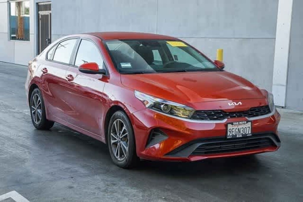 Used 2023 Kia Forte LXS Sedan