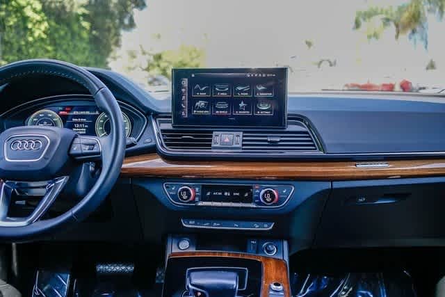 Thumbnail: 2022 Audi Q5 - 13