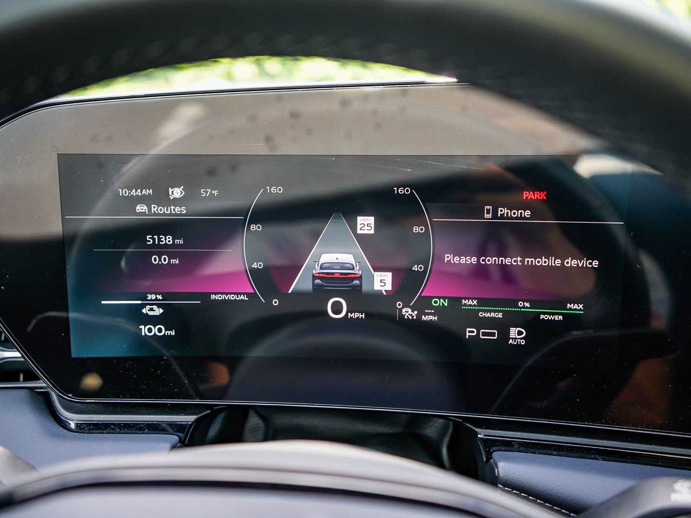 Thumbnail: 2025 Audi e-tron - 24