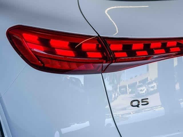 Thumbnail: 2025 Audi Q5 - 7